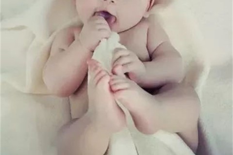 夏季怎么穿可以避免潍坊捐卵宝宝感冒受凉？生病要怎么穿？